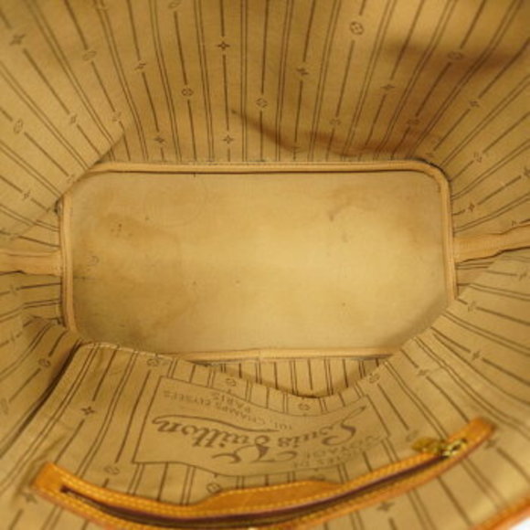 Louis Vuitton Monogram Neverfull MM Tote Bag - Picture 4 of 14